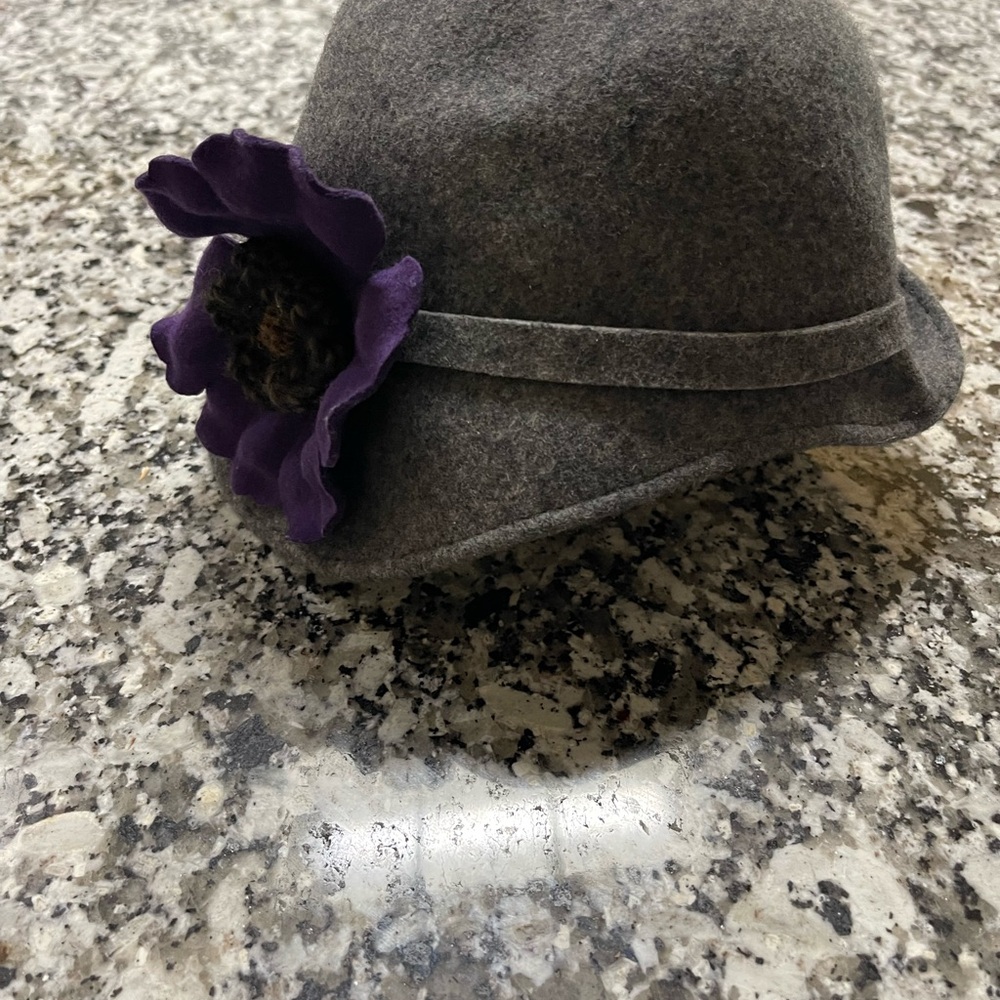 Madison Gray Hat with Purple Accent 50s style